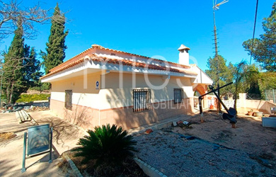 EN PEDRALBA MIES INMOBILIARIA VENDE