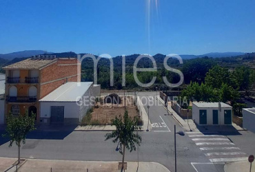 MIES INMOBILIARIA -  Turis - Montserrat - Arquitectura Moderna - Casa - Oportunidad - Diseño - Valoración - Idealista 