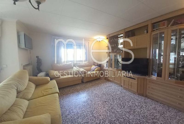 mies inmobiliaria vende chalet adosado montur turis montserrat