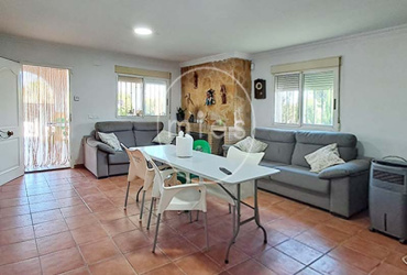 mies inmobiliaria vende chalet montserrat calidad de vida montroy turis oportunidad