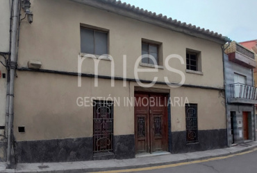 EN TURIS VENDE MIES INMOBILIARIA