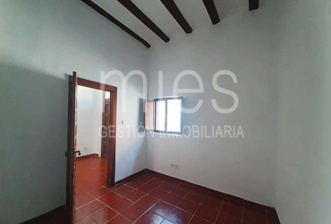 EN TORRENTE INMOBILIARIA MIES VENDE