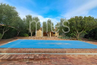 chalet en venta, chalet independiente, MIES Inmobiliaria, parcela grande, piscina, jardín mediterráneo, Real de Montroy, vivienda Valencia